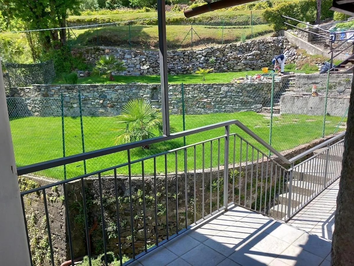 Lake Artists Home Maccagno Holiday home